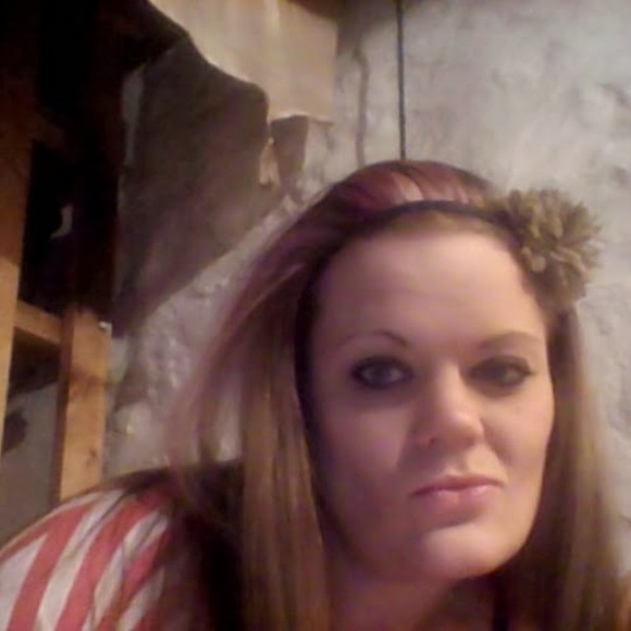 Meet your Posher, Cassy - Picture 1 of 1